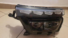 Laden Sie das Bild in den Galerie-Viewer, Frontscheinwerfer Skoda Kamiq 658941015B LED Links Scheinwerfer Headlight SCH8469071777we