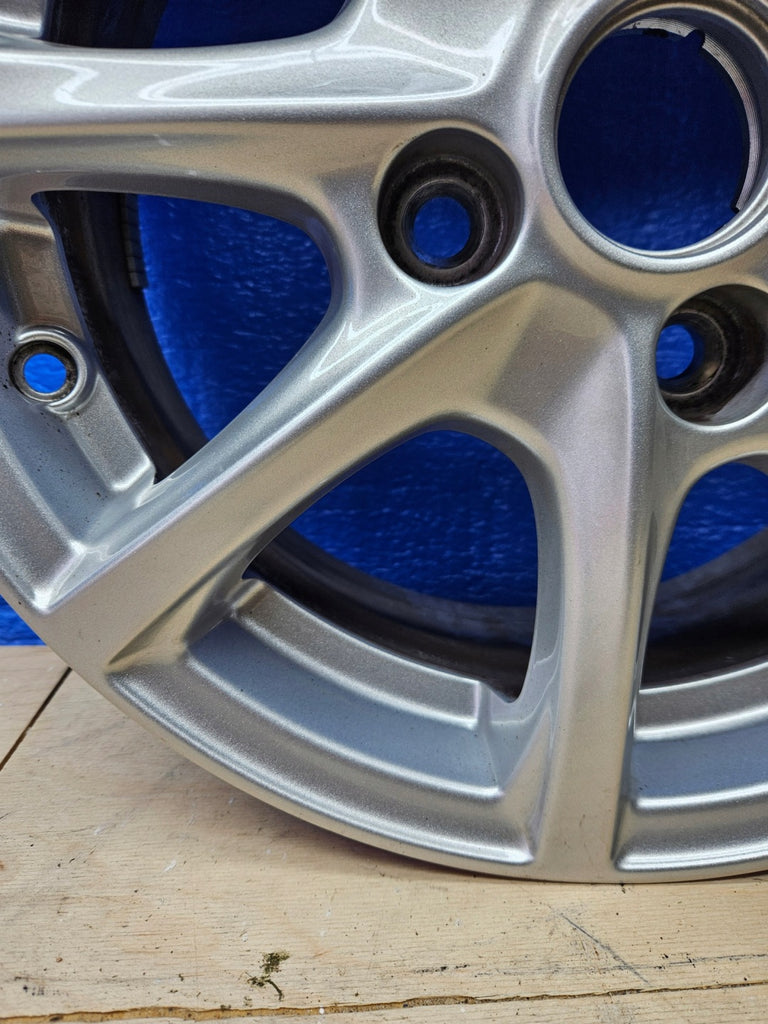 1x Alufelge 15 Zoll 6.0" 4x108 45ET Glanz Silber H1BJ-1007-J1A Ford Fiesta I FEL7777753943qk