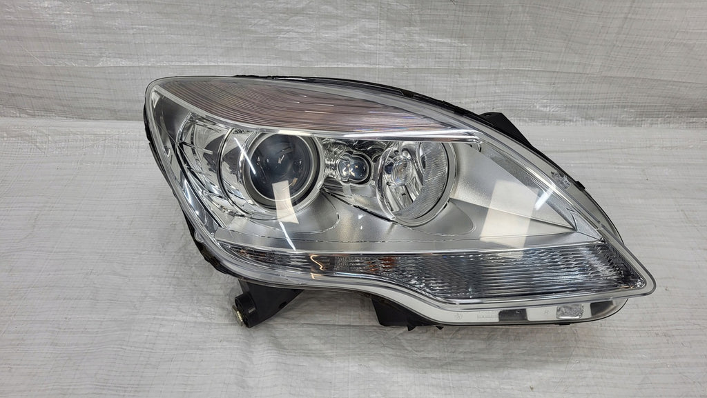 Frontscheinwerfer Mercedes-Benz W251 A2518206861-KUD Xenon Rechts Headlight