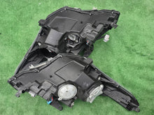 Laden Sie das Bild in den Galerie-Viewer, Frontscheinwerfer Toyota Avensis H279GR-DE H279GL-DE Ein Satz Headlight SCH4646816360up
