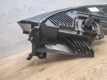 Laden Sie das Bild in den Galerie-Viewer, Frontscheinwerfer Skoda Enyaq 5LB941016H Rechts Scheinwerfer Headlight