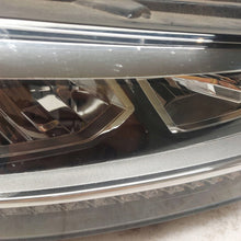 Laden Sie das Bild in den Galerie-Viewer, Frontscheinwerfer VW Polo 6r Touran 5TB941036B LED Rechts Scheinwerfer Headlight SCH5700455062dz