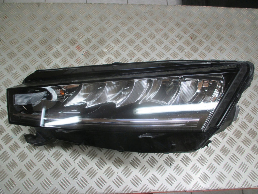Frontscheinwerfer Skoda Octavia IV 5E4941015 LED Links Scheinwerfer Headlight SCH9653731228ys