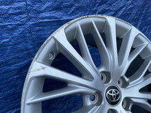 Laden Sie das Bild in den Galerie-Viewer, 1x Alufelge 18 Zoll 8.0" 5x114.3 50ET 42611-06E50 Toyota Camry Rim Wheel FEL3761073955uv