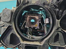 Laden Sie das Bild in den Galerie-Viewer, Frontscheinwerfer BMW X5 E70 1364051 7158930 Xenon Rechts Scheinwerfer Headlight