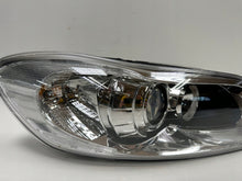 Laden Sie das Bild in den Galerie-Viewer, Frontscheinwerfer Volvo C30 301255282 81299800 Xenon Rechts Headlight