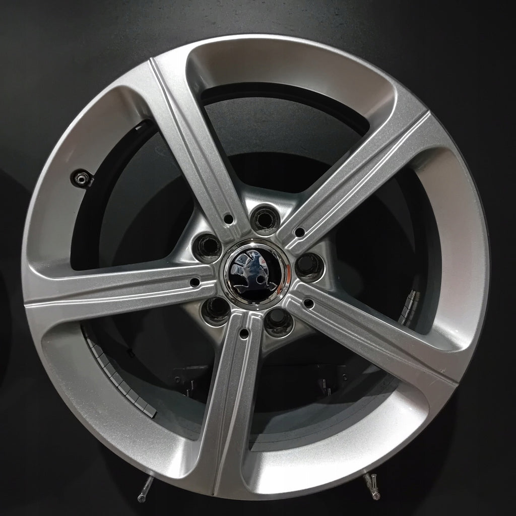 4x Alufelge 17 Zoll 6.5" 5x112 44ET Glanz A1774011200 Mercedes-Benz Octavia I FEL4400543140tg