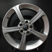 Laden Sie das Bild in den Galerie-Viewer, 4x Alufelge 17 Zoll 6.5" 5x112 44ET Glanz A1774011200 Mercedes-Benz Octavia I FEL4400543140tg