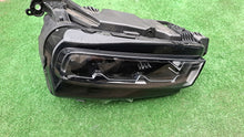 Laden Sie das Bild in den Galerie-Viewer, Frontscheinwerfer Citroën C3 Aircross 39225821 Full LED Rechts Headlight SCH8485163055sw