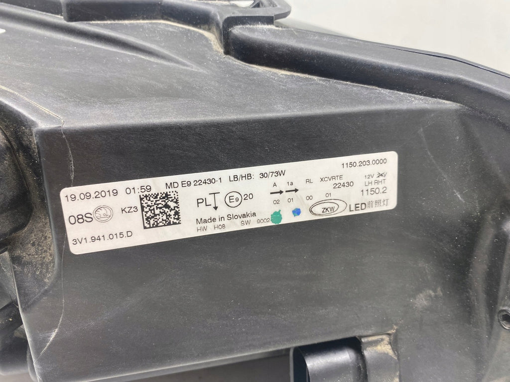 Frontscheinwerfer Skoda Superb III 3V1941015D LED Links Scheinwerfer Headlight