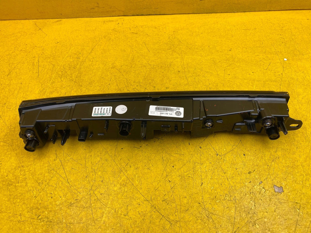 Frontscheinwerfer VW 57L941654 Rechts Scheinwerfer Headlight SCH7869153108cx