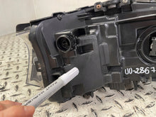 Load image into Gallery viewer, Frontscheinwerfer BMW 5 G31 G30 7439194-04 FALSE Scheinwerfer Headlight SCH4966714404ef