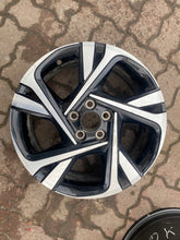 Load image into Gallery viewer, 1x Alufelge 18 Zoll 7.0" 5x114.3 50ET Toyota C-Hr Rim Wheel FEL9873718140hj