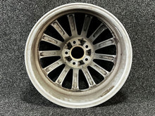 Laden Sie das Bild in den Galerie-Viewer, 1x Alufelge 17 Zoll KBA53290 Audi Rim Wheel FEL6215278200hq