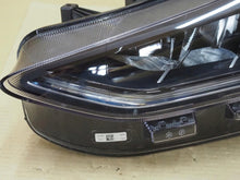 Laden Sie das Bild in den Galerie-Viewer, Frontscheinwerfer Ford Focus NX7B-13E015-CF Links Scheinwerfer Headlight