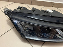 Laden Sie das Bild in den Galerie-Viewer, Frontscheinwerfer Skoda Octavia IV 5E4941016A LED Rechts Scheinwerfer Headlight SCH9601361379mw