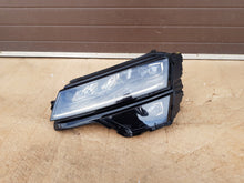 Laden Sie das Bild in den Galerie-Viewer, Frontscheinwerfer Skoda Karoq 57B941015D LED Links Scheinwerfer Headlight SCH9433033489yz