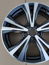 Load image into Gallery viewer, 1x Alufelge 18 Zoll 7.0&quot; 5x114.3 40ET Nissan X-Trail Qashqai II J11 Rim Wheel