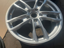 Laden Sie das Bild in den Galerie-Viewer, 1x Alufelge 19 Zoll 8.0&quot; 5x130 45ET 98136214002 Porsche Cayman Rim Wheel
