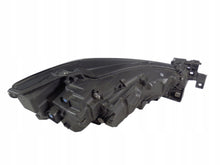 Laden Sie das Bild in den Galerie-Viewer, Frontscheinwerfer Mazda III GRF551040 LED Links Scheinwerfer Headlight SCH6749314305ro