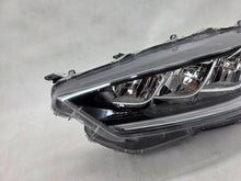 Laden Sie das Bild in den Galerie-Viewer, Frontscheinwerfer Toyota 4 Yaris EUK08 Links Scheinwerfer Headlight SCH5707667052yt