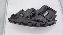 Laden Sie das Bild in den Galerie-Viewer, Frontscheinwerfer Mercedes-Benz Gla A1569062400 Rechts Scheinwerfer Headlight SCH9170053083dv
