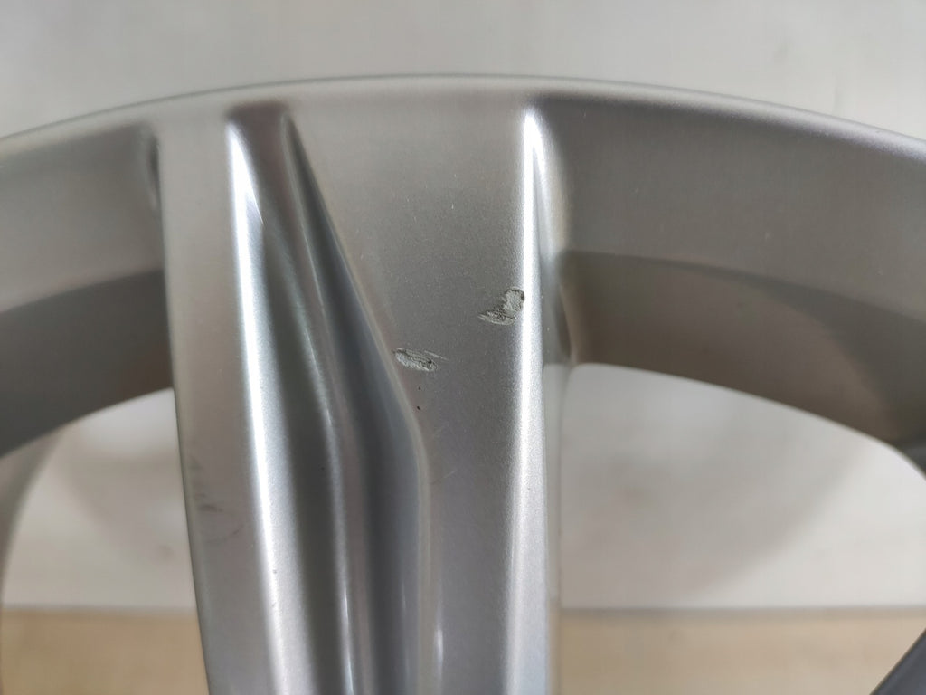1x Alufelge 17 Zoll 6.5" 5x112 52ET Glanz Silber 5TA601025 VW Touran Rim Wheel FEL2961051631hs