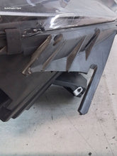 Laden Sie das Bild in den Galerie-Viewer, Frontscheinwerfer Opel Zafira C 13401002RH Xenon Rechts Scheinwerfer Headlight SCH1947937050jy