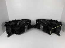 Laden Sie das Bild in den Galerie-Viewer, Frontscheinwerfer Audi Q4 89A941035 89A941036 Xenon Ein Satz Headlight SCH4450827960iy