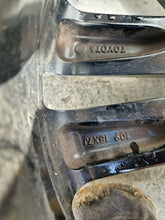 Laden Sie das Bild in den Galerie-Viewer, 1x Alufelge 18 Zoll 7.0&quot; 5x114.3 35ET Toyota Rim Wheel