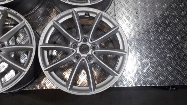 4x Alufelge 17 Zoll 7.5" 5x120 52ET 6856061 BMW F39 F48 Rim Wheel FEL6416895070mt