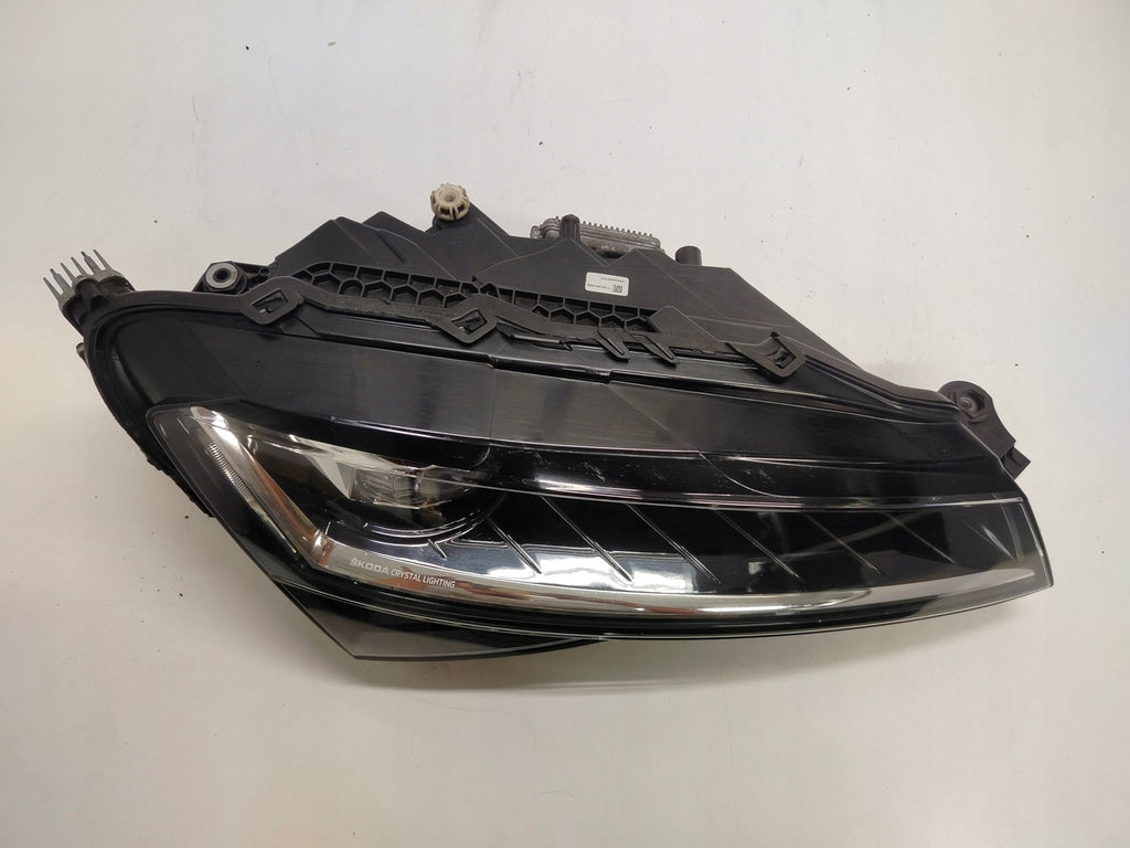 Frontscheinwerfer Skoda Superb III 3V1941016D Full LED Rechts Headlight