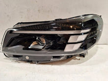 Laden Sie das Bild in den Galerie-Viewer, Frontscheinwerfer Opel Vivaro C 9847209980 Links Scheinwerfer Headlight