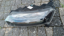 Laden Sie das Bild in den Galerie-Viewer, Frontscheinwerfer Dacia Spring 266052417R LED Links Scheinwerfer Headlight