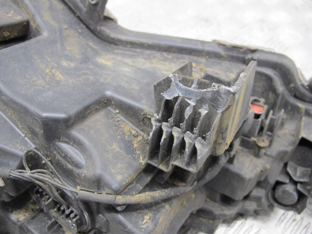 Frontscheinwerfer Toyota Corolla Rechts Scheinwerfer Headlight SCH7968909616tc