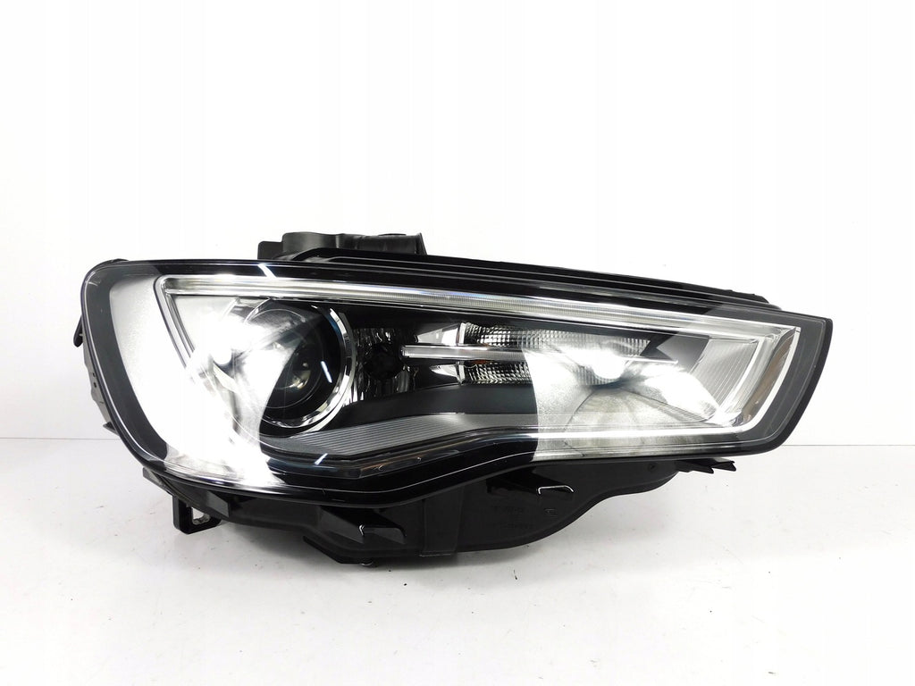 Frontscheinwerfer Audi A3 8V0941754B 1ZS010740-62 LED Rechts Headlight