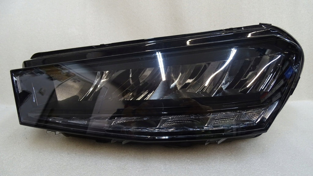 Frontscheinwerfer Skoda Fabia IV 6VB941015 LED Ein Stück (Rechts oder Links) SCH4318953102qy
