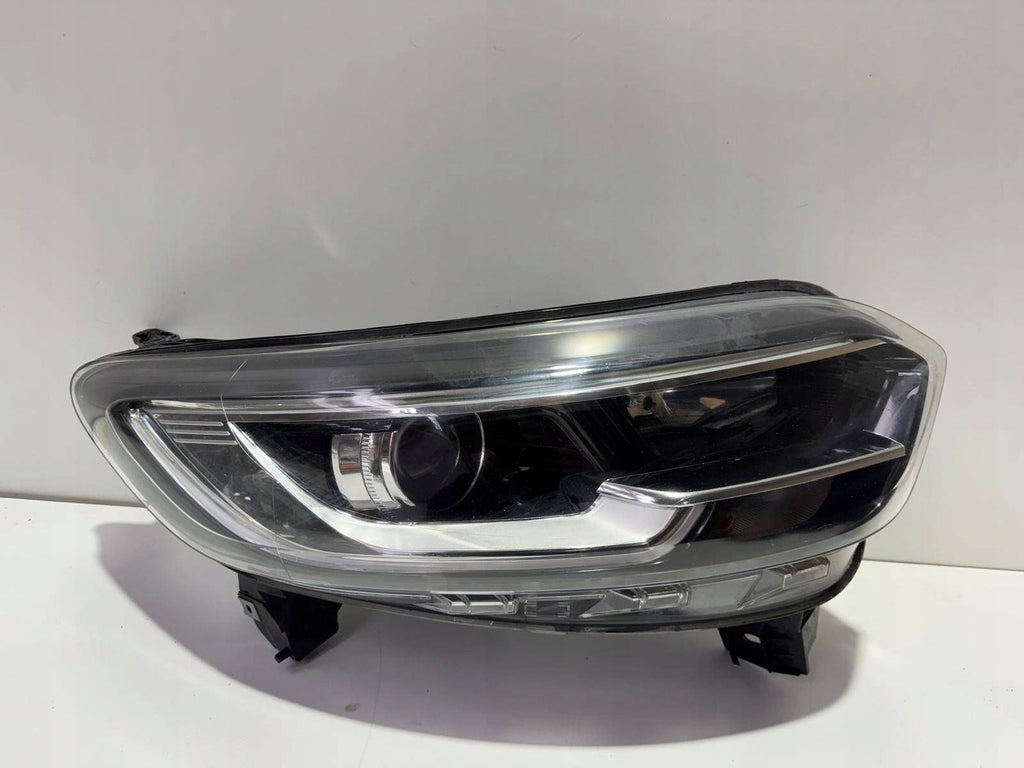 Frontscheinwerfer Renault Kadjar 260101096R Rechts Scheinwerfer Headlight SCH1983158976gj