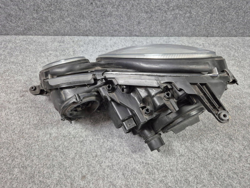 Frontscheinwerfer Mercedes-Benz W211 16156400 2118200461 Xenon Rechts Headlight SCH3835720362hu