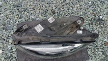 Laden Sie das Bild in den Galerie-Viewer, Frontscheinwerfer Mercedes-Benz A2469066101 LED Links Scheinwerfer Headlight SCH3152476541pg