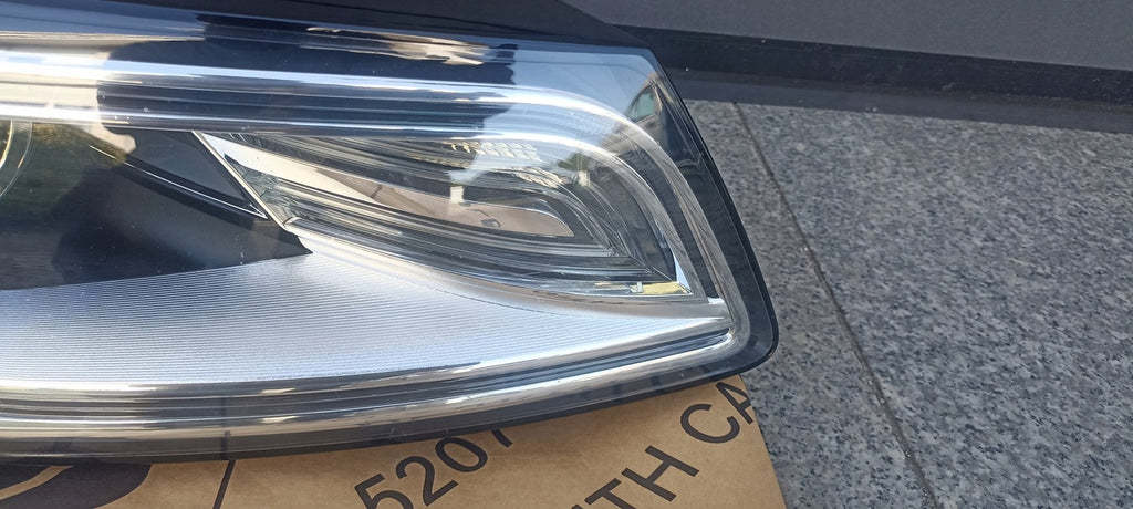 Frontscheinwerfer Audi Q5 8R0941006C Xenon Ein Stück (Rechts oder Links)