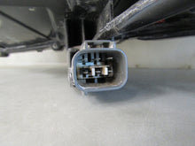 Load image into Gallery viewer, Frontscheinwerfer Toyota Hilux VIII LED Rechts Scheinwerfer Headlight SCH2790243132xi