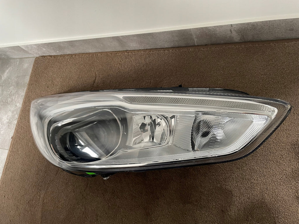 Frontscheinwerfer Ford Focus Rechts Scheinwerfer Headlight