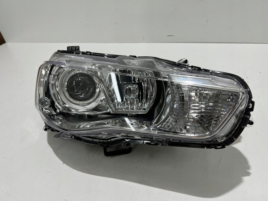 Frontscheinwerfer Mitsubishi Outlander II 8301C594 Xenon Rechts Headlight