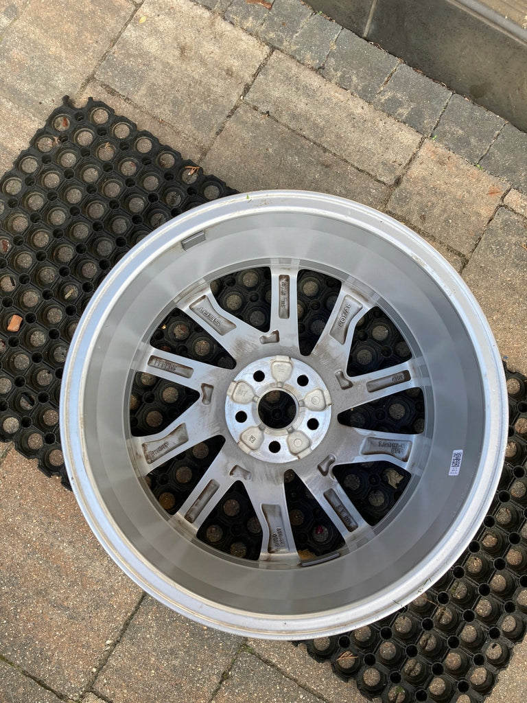 1x Alufelge 17 Zoll 7.0" 5x112 51ET Glanz 6F0601025 Seat Ibiza Rim Wheel