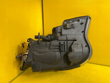 Laden Sie das Bild in den Galerie-Viewer, Frontscheinwerfer Porsche 911 996 Xenon Links Scheinwerfer Headlight SCH5682060473zs
