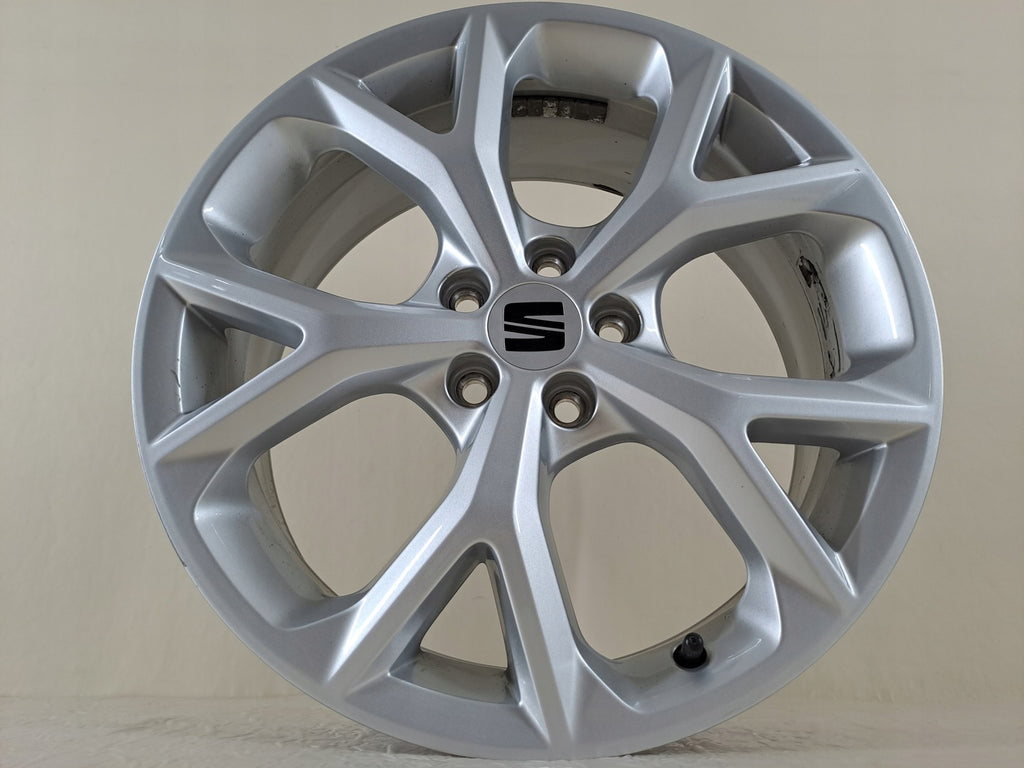 1x Alufelge 17 Zoll 6.5" 5x100 48ET Glanz Silber 6F9601025H Seat Arona Rim Wheel
