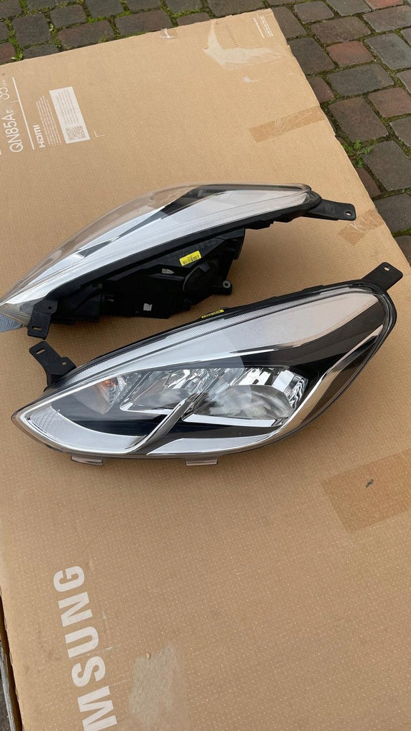 Frontscheinwerfer Ford Fiesta H1BB-13W029-AD H1BB-13W030-AD Rechts oder Links SCH9663208604ft