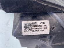 Laden Sie das Bild in den Galerie-Viewer, Frontscheinwerfer Hyundai Tucson 92207N7100 92208N7100 LED Rechts oder Links SCH5011460245vx