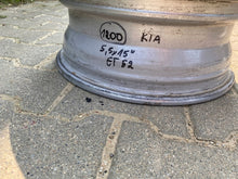 Laden Sie das Bild in den Galerie-Viewer, 1x Alufelge 15 Zoll 5.5" 4x100 52ET Kia Rio Rim Wheel FEL9395253200jm